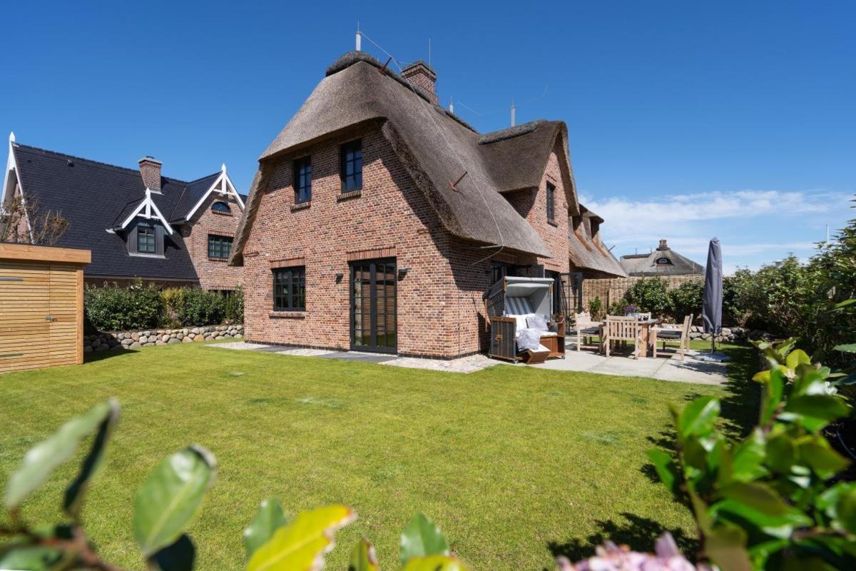Ferienhaus Moewe Deluxe Mit Eigener Sauna, Nur 300 Meter Zum Weststrand, Westerland, Sylt *